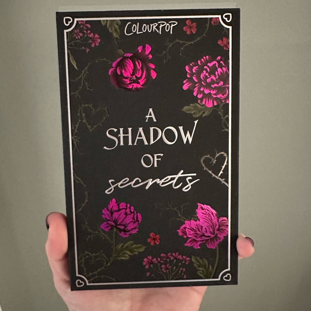 ColourPop A Shadow of Secrets Floral Palette